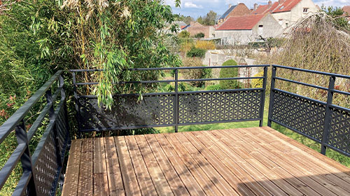 Pour votre balcon, tous nos modèles de garde-corps sont personnalisables