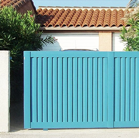 Le portail coulissant pour embellir votre extérieur